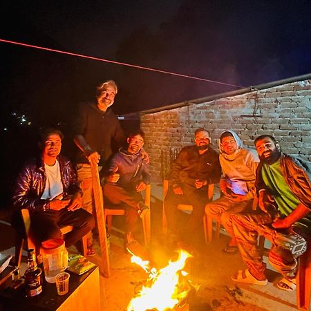 Trippy Homestay Kasol Exteriör bild