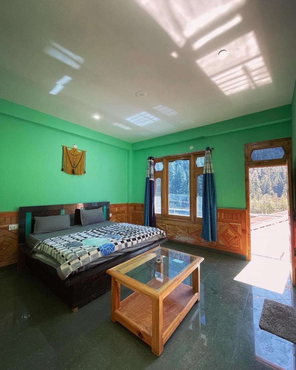 Trippy Homestay Kasol Exteriör bild