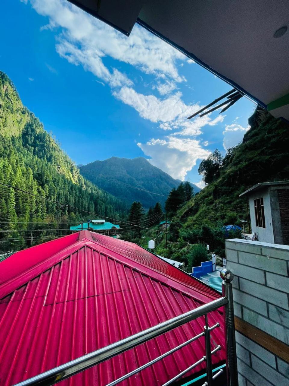 Trippy Homestay Kasol Exteriör bild