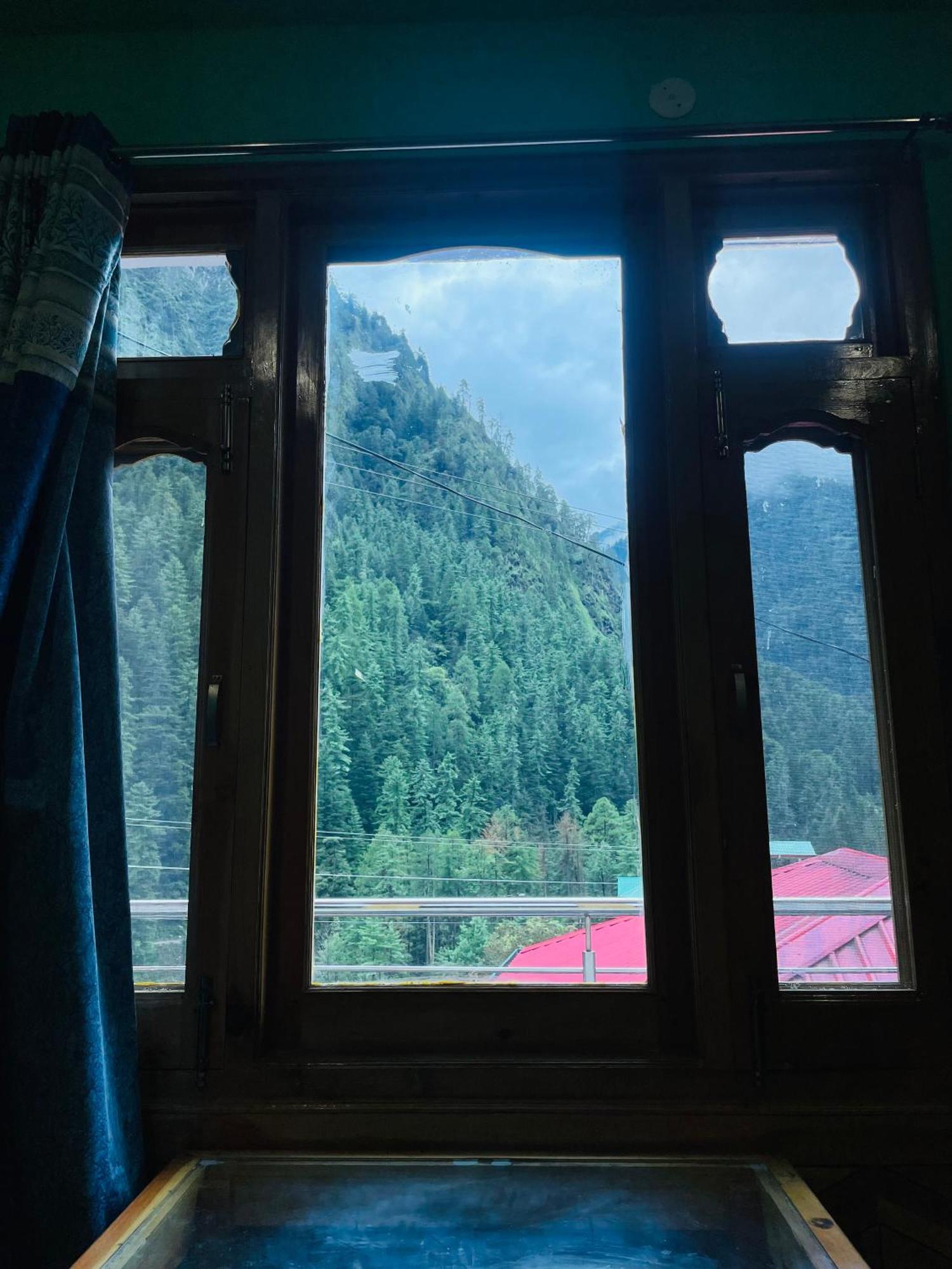 Trippy Homestay Kasol Exteriör bild