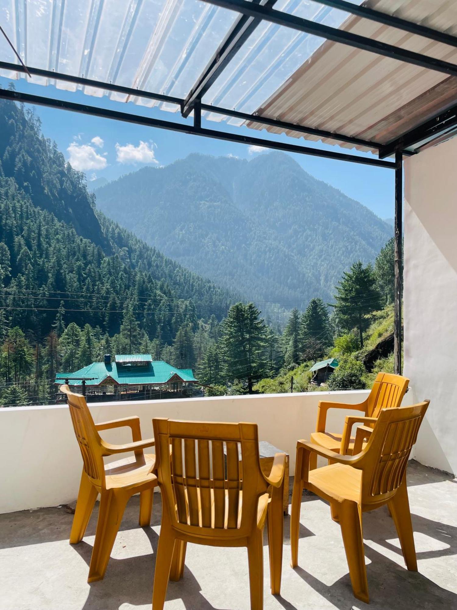 Trippy Homestay Kasol Exteriör bild